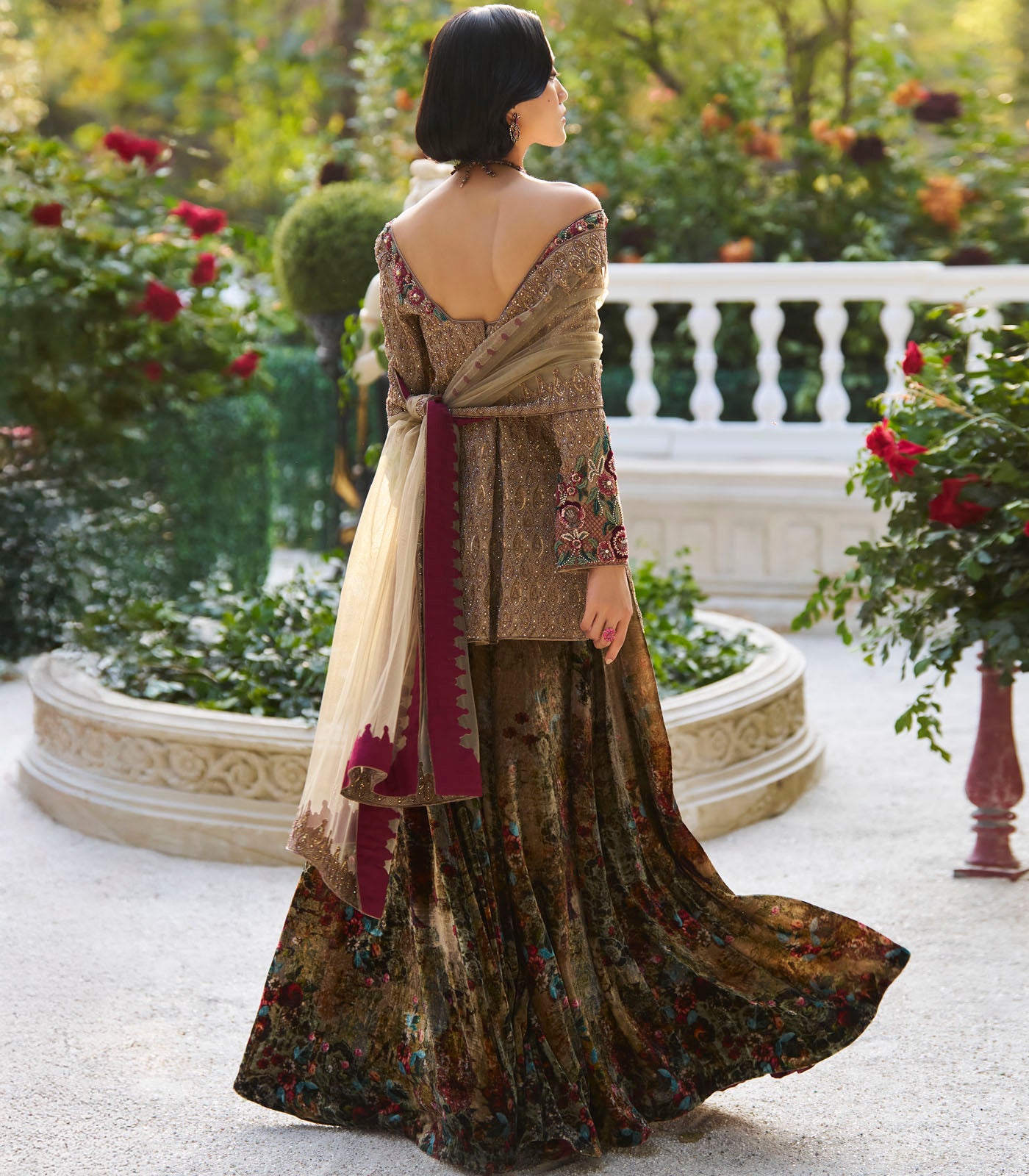 Grid Embroidered Kurta Set