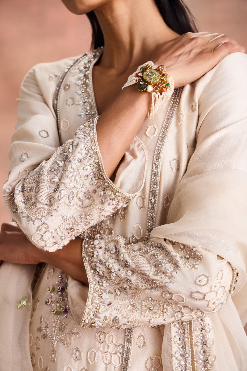 Floral embroirdered kurta set