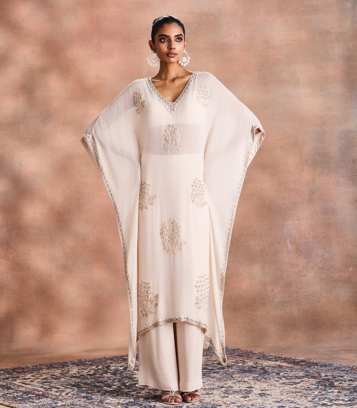 Kaftaan Kurta Set