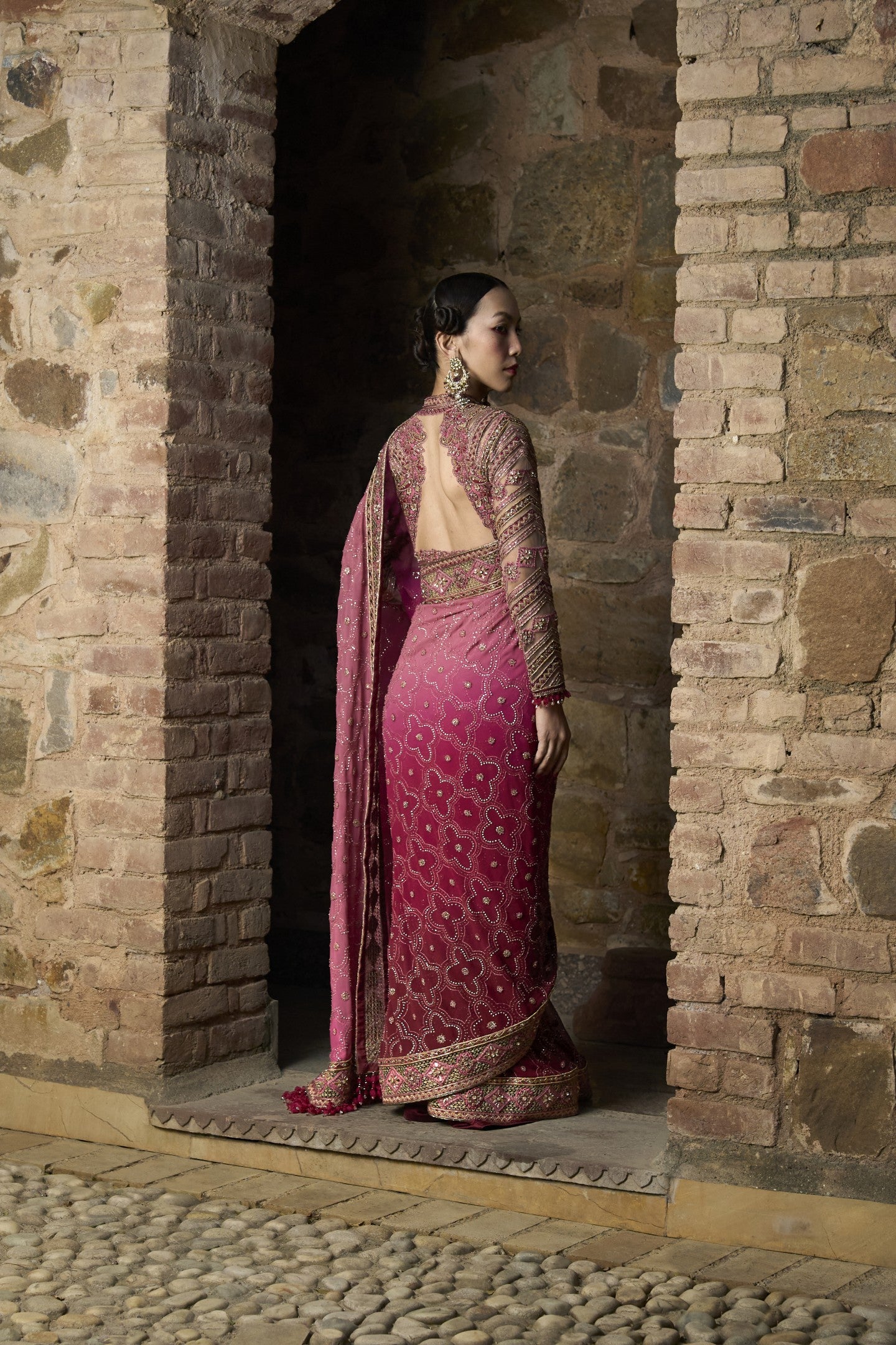 Tonal Sari Set