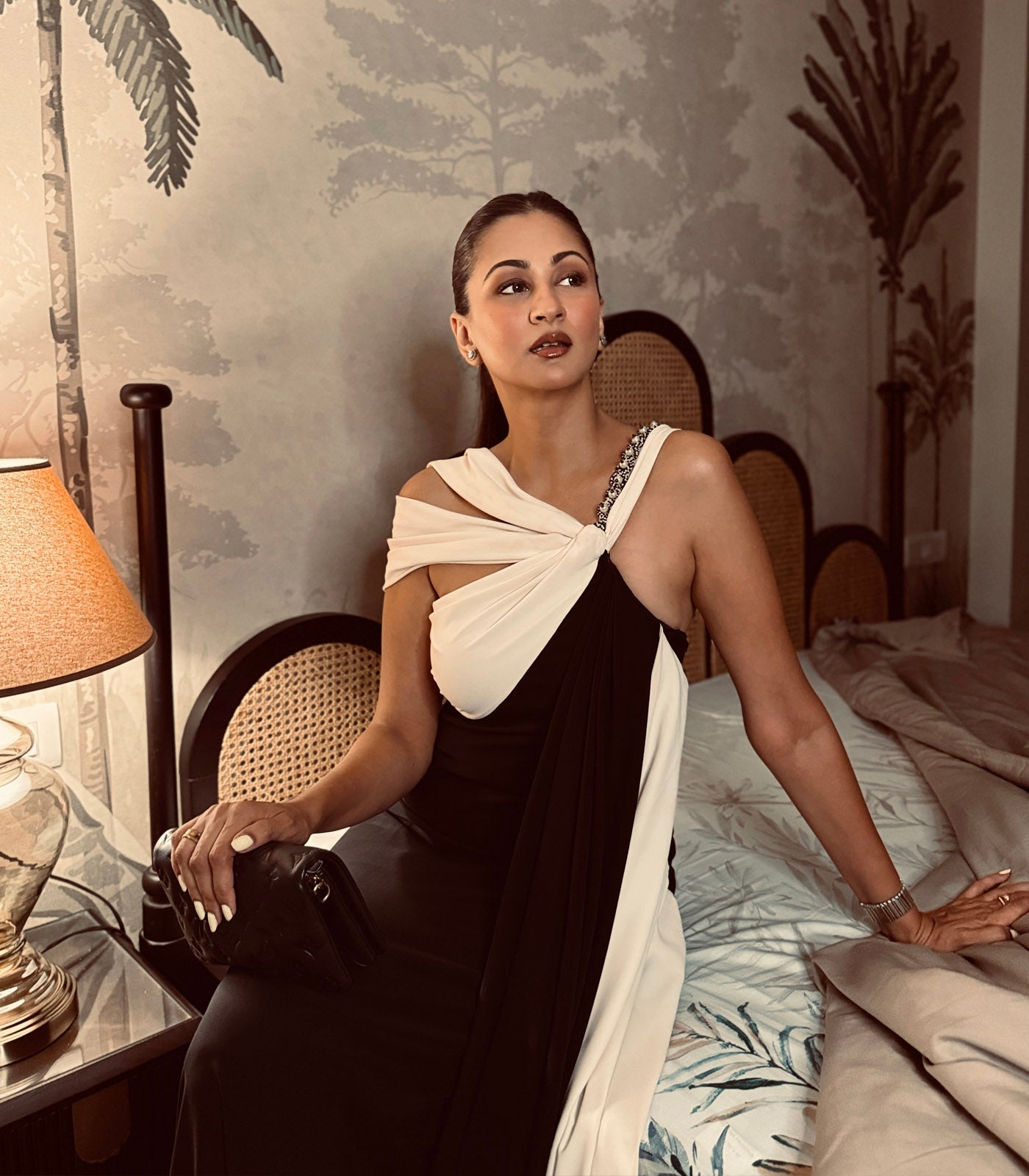 Sukhneet Wadhwa spotted in our black and white breezy drape gown
