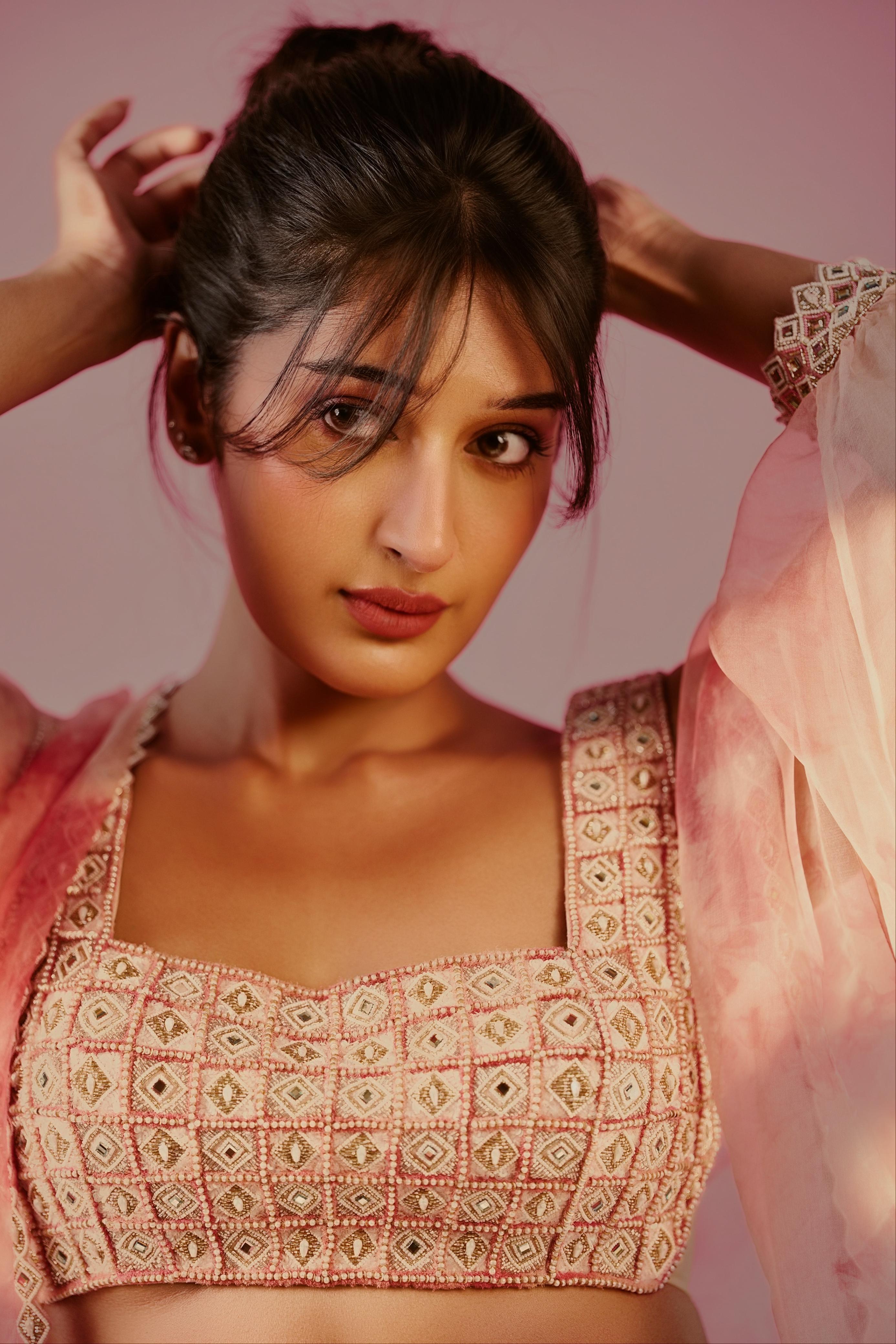NIHARIKA NM