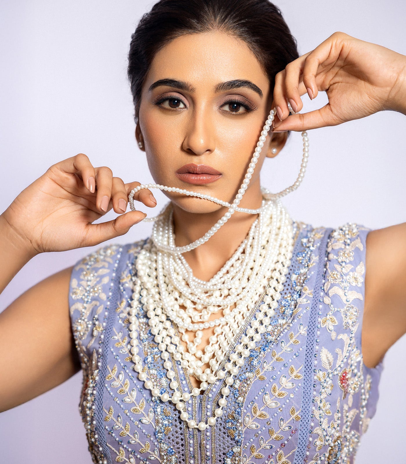 Nimrat kaur Ahluwalia in Ombre Embellished Kurta Set